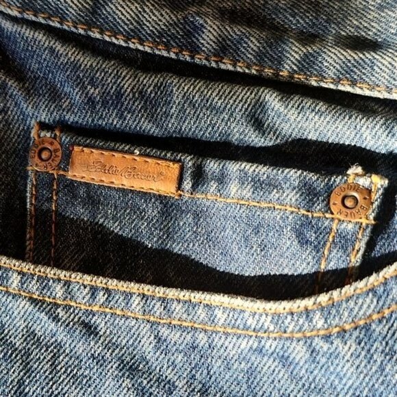 Eddie Bauer Relaxed Fit Flannel Lined Insulated Pocketed High Rise Sz 34x32 Jean - Picture 3 of 13